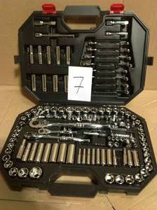Husky 14 in., 38 in. and 12 in. Drive Mechanics Tool Set (149-Piece)&nbsp&nbspin good condition