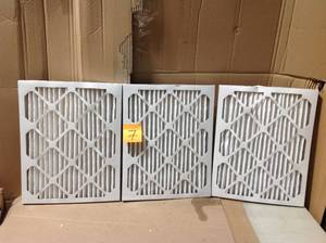 lot 7 image: QUALITY FILTERS DQP40 20X20X2 PLEATED AIR FILTER MERV 8 &nbspin good condition