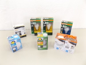 lot 33 image: Lot of NEW Various Wattage LED Lightbulbs