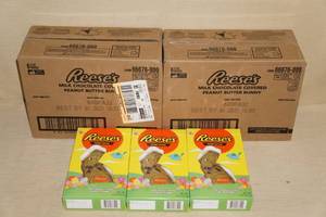 lot 116 image: Reeses Chocolate Bunnies