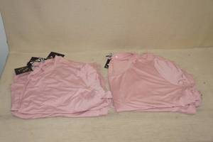 lot 111 image: Ava & Viv Plus Size Tops