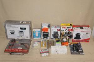lot 103 image: Electronics Accessories