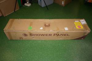 lot 68 image: Shower Panel