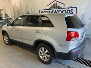 2011 Kia Sorento -No Reserve-