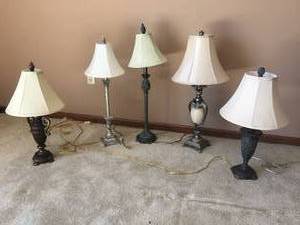 lot 17 image: Lot of Five 24 to 33 Lamps
