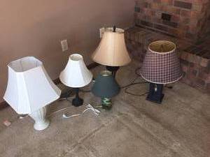 lot 18 image: Lot of Five 16 to 24 Lamps