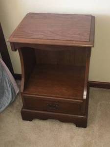 lot 39 image: Solid Wood Nightstand