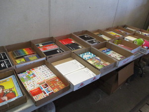 lot 20 image: Crafts