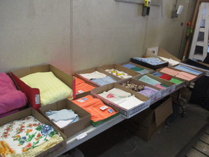 lot 30 image: Towels and Blankets