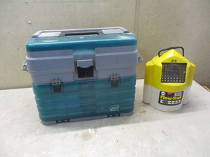 lot 44 image: Tackle Box and Minnow Bucket