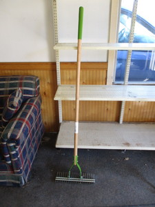 lot 45 image: New Rake