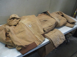 lot 77 image: Beane Apparel 3xl Full Body Coveralls and Carhart 3xl Jacket