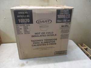 lot 82 image: Partial Case of Dart 10B20 Cups (700) in sleeves of 50