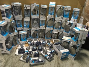 lot 13 image: PALLET WITH MOEN SHOWERHEADS DIFFERENT STYLESMODELS CUSTOMER RETURNS SEE PICS