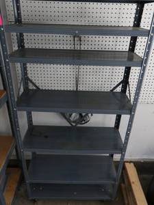 lot 39 image: Metal Storage Shelving