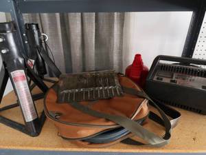 lot 42 image: Car Emergency Kit