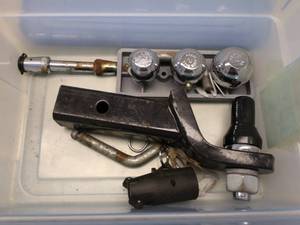 lot 44 image: Towing Package