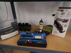 lot 48 image: Lot of Tools