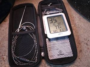 lot 84 image: Roasting Pans & Digital Thermometer