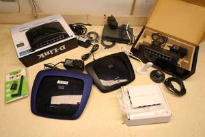 lot 65 image: Networkapalooza Routers, Switches, more