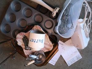 lot 77 image: Baking Lot