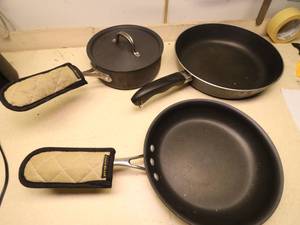 lot 79 image: Lot of Cooking Pots & Pans