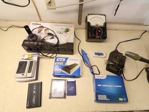 lot 192 image: Misc Lot of Computer Tech