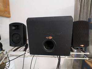 lot 198 image: Klipsh Speakers and Subwoffer