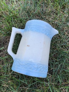 lot 131 image: Red Wing Stoneware Pitcher