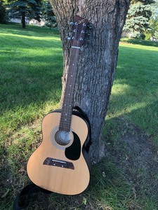 lot 137 image: Adam Levine Guitar