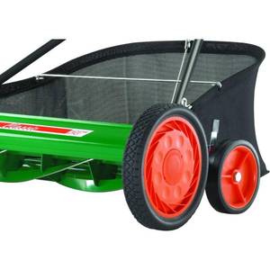 Best Seller Scotts 20 in. Manual Walk Behind Reel Mower with Grass Catcher in good condition.