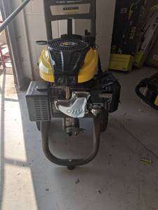 Karcher2700 PSI 2.4 GPM Gas Pressure Washer with Karcher KPS Engine and Axial Pump.&nbsp