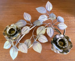 lot 7 image: Decorative Wall Decor
