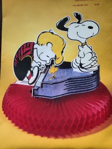 lot 49 image: Vintage Centerpieces