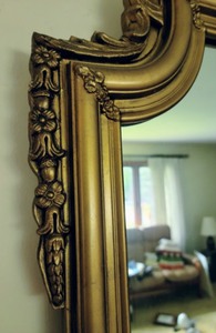 lot 47 image: Vintage Gold Painted Mirror