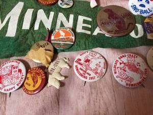 lot 139 image: Vintage Banners And Buttons