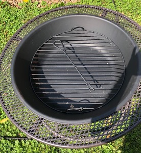lot 137 image: New Fire Pit with Cover