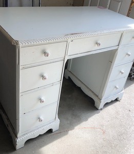 lot 133 image: Vintage White Painted Desk