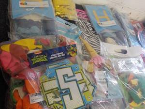 lot 1 image: Fun Party Lot...