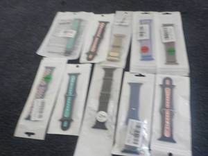 lot 4 image: Fit Bit Bands...