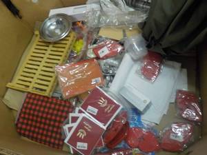 lot 8 image: Pallet of Unclaimed Merchandise...