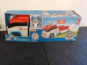 lot 24 image: Paw Patrol Truck...