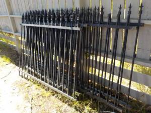 lot 51 image: Metal Fencing- 7 Fences 52, 57, 66,...