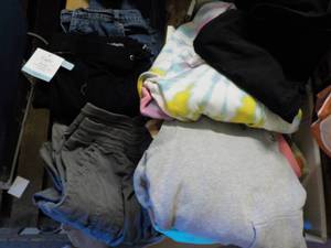 lot 52 image: Tote of Clothes- Womens M and L, S...
