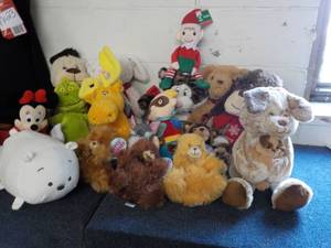 lot 72 image: Stuffed Animals...