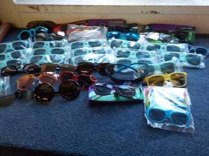 lot 105 image: Lot of Sunglasses...