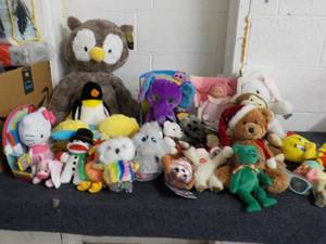 lot 120 image: Stuffed Animals...