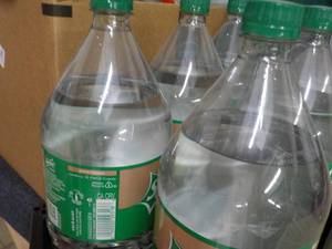 lot 124 image: 8 - 2 Liter Bottles Sprite Ginger...