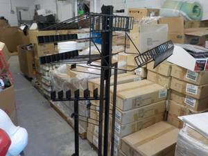 lot 132 image: CARQUEST Combo Rack...