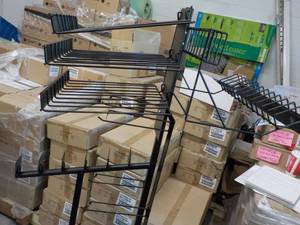 lot 133 image: CARQUEST Combo Rack...